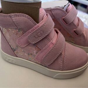Adorable UGG T Rennon II Glitter Sneakers (Toddler Size 9) - New in Box!